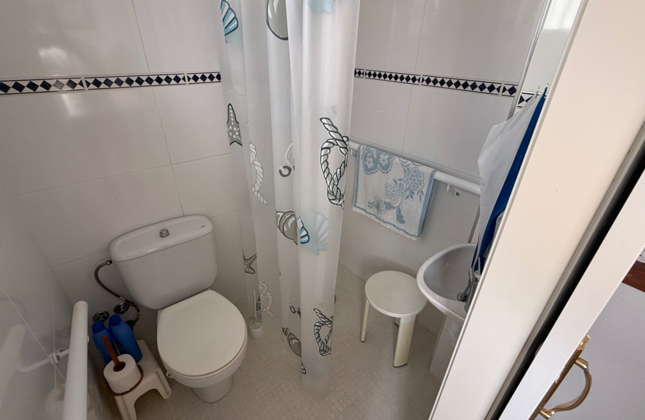 Resale - Dúplex -
San Miguel de Salinas - Inland