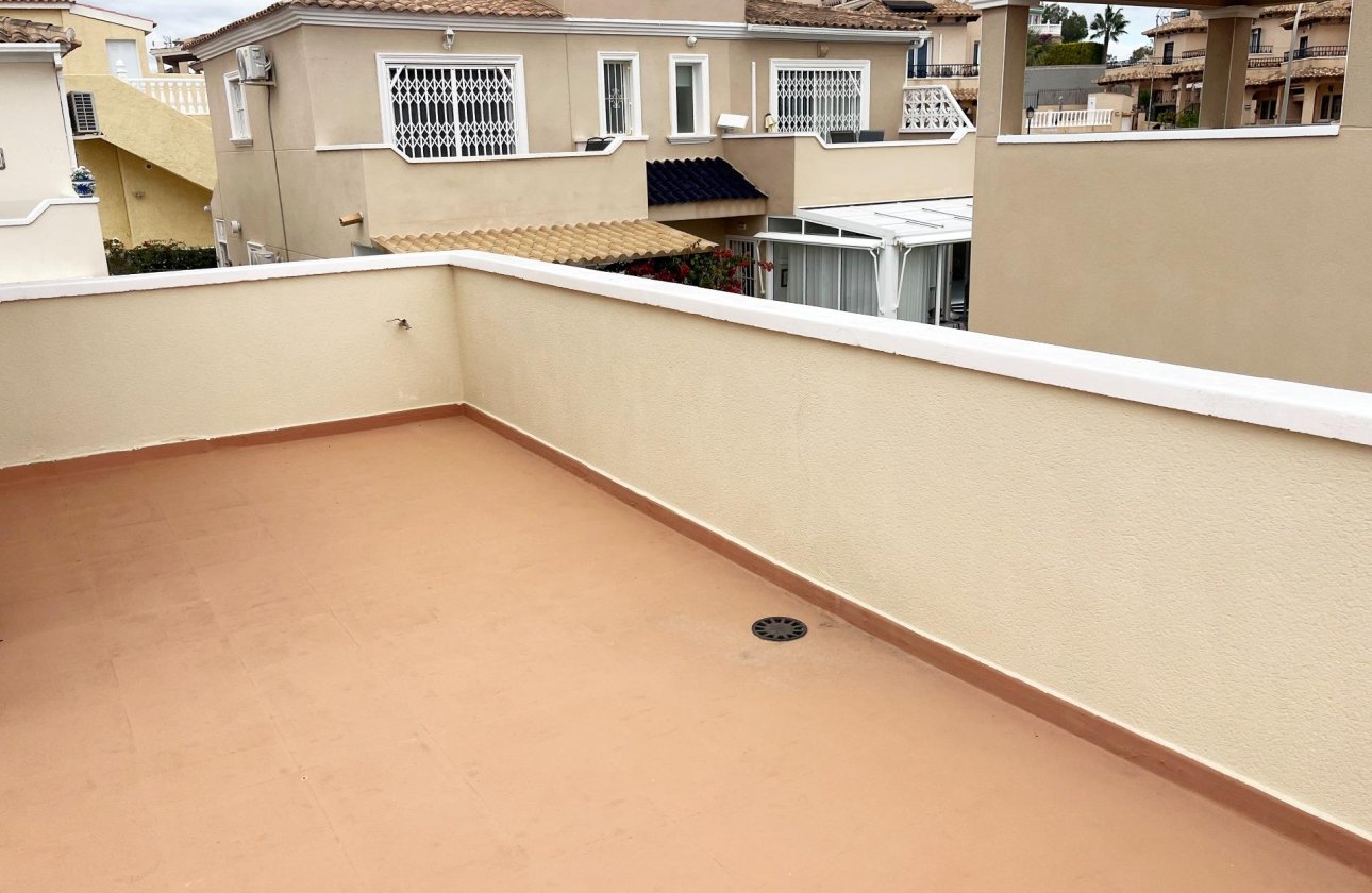 Resale - Dúplex -
San Miguel de Salinas - Las Filipinas