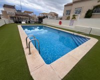 Resale - Dúplex -
San Miguel de Salinas - Las Filipinas