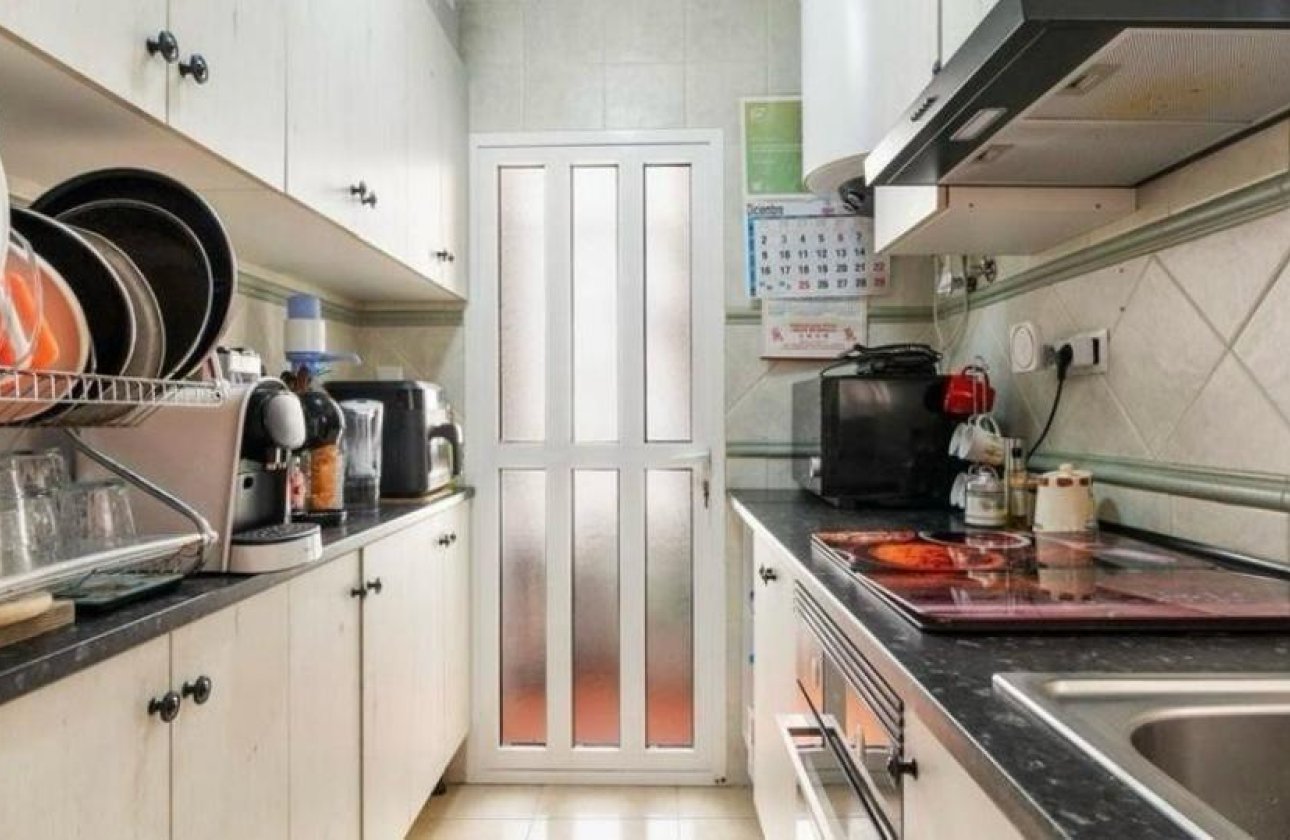 Resale - Dúplex -
San Miguel de Salinas - Las Filipinas