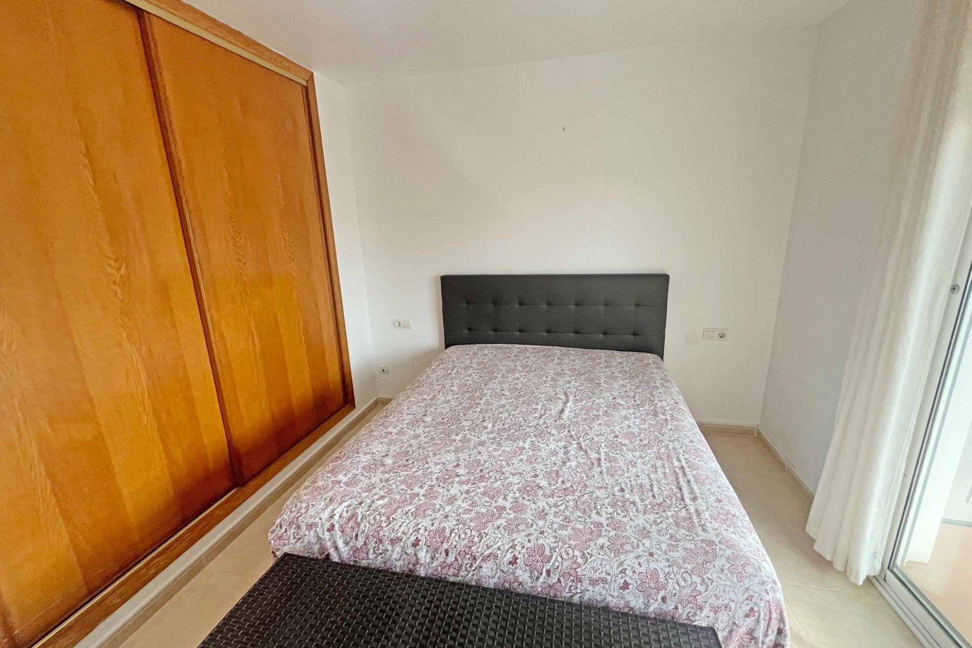 Resale - Dúplex -
San Miguel de Salinas - Las Filipinas