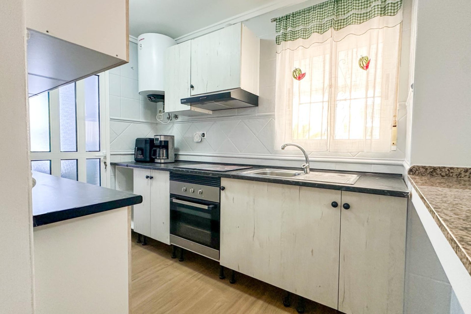 Resale - Dúplex -
San Miguel de Salinas - Las Filipinas