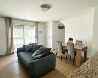Resale - Dúplex -
San Miguel de Salinas - Las Filipinas