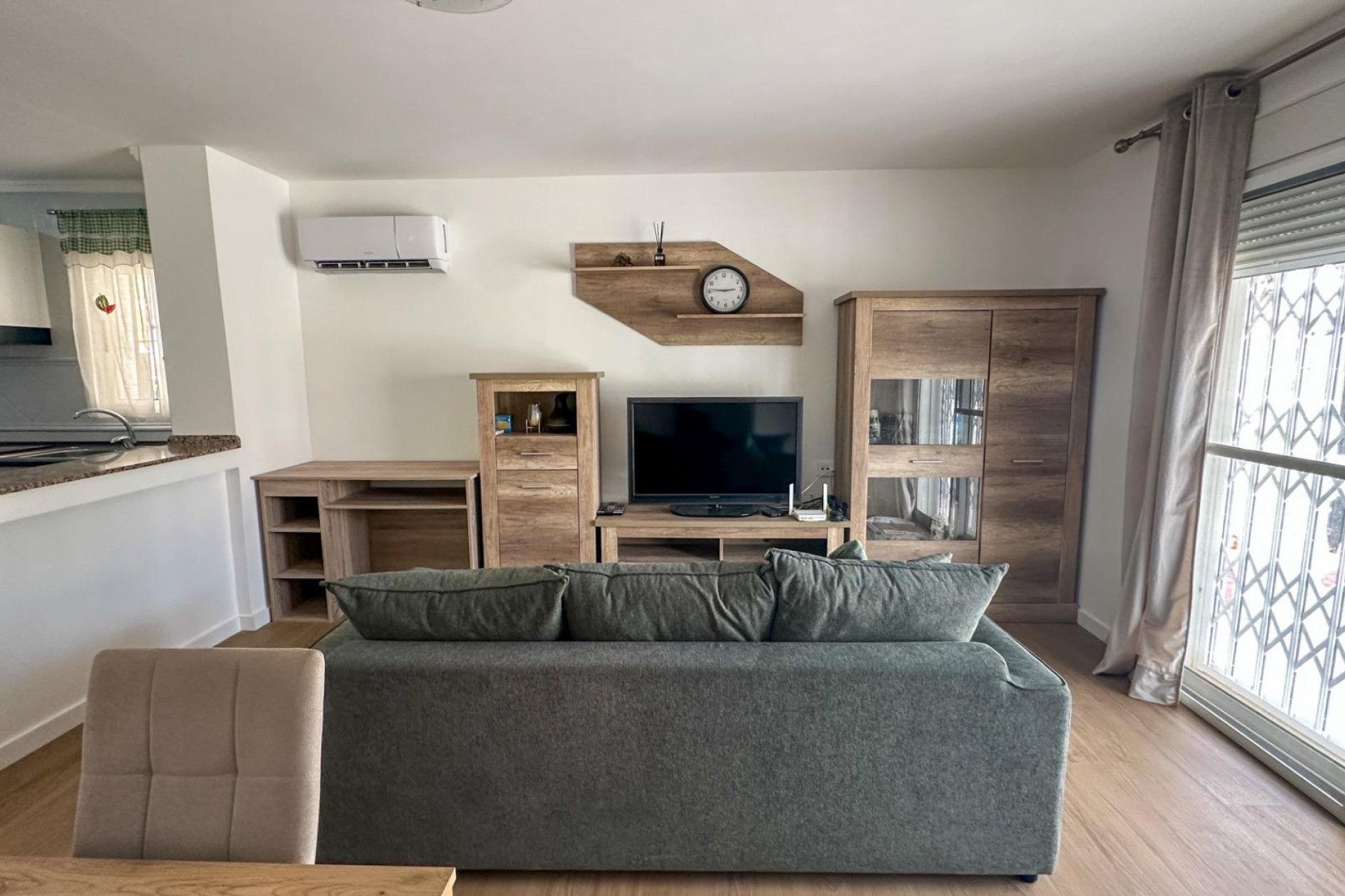 Resale - Dúplex -
San Miguel de Salinas - Las Filipinas