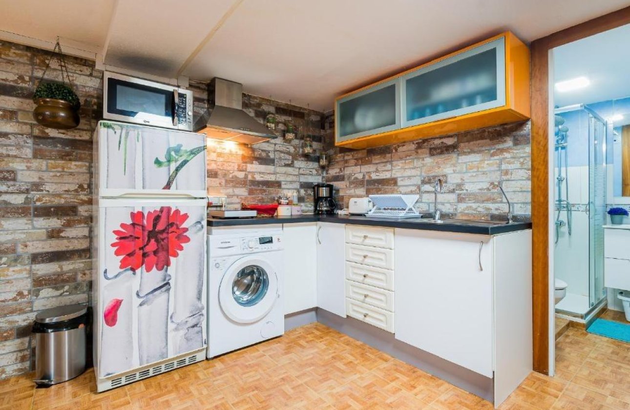 Resale - Dúplex -
Torrevieja - Acequion