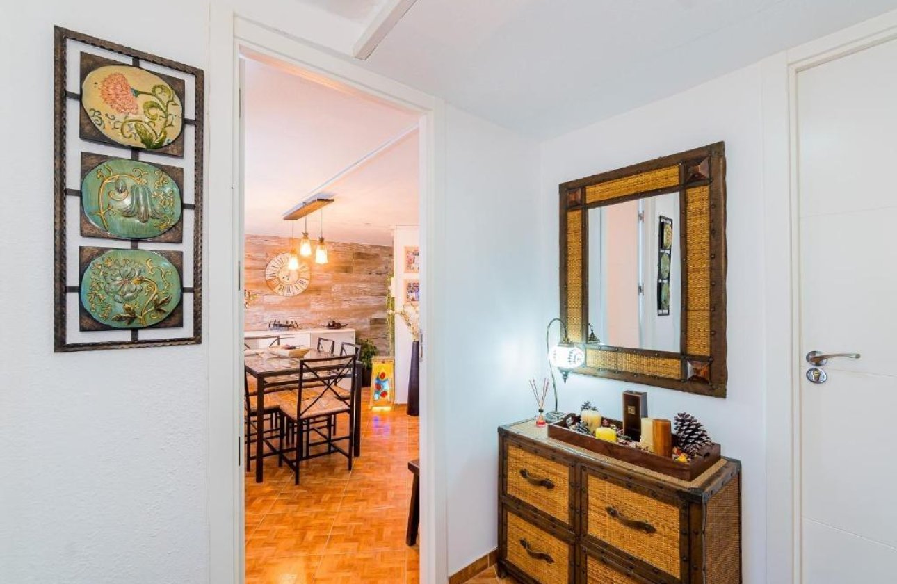 Resale - Dúplex -
Torrevieja - Acequion