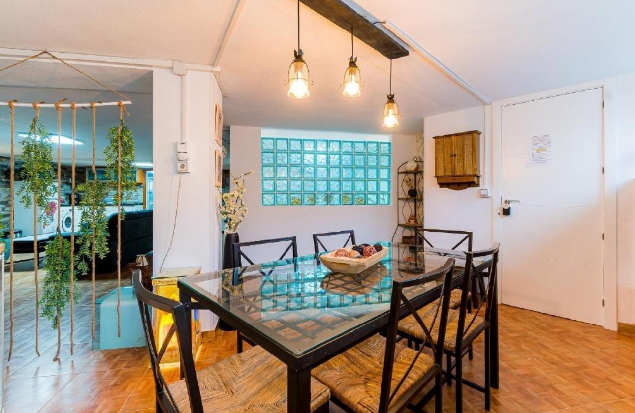 Resale - Dúplex -
Torrevieja - Acequion