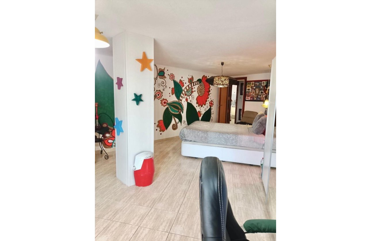 Resale - Dúplex -
Torrevieja - Acequion