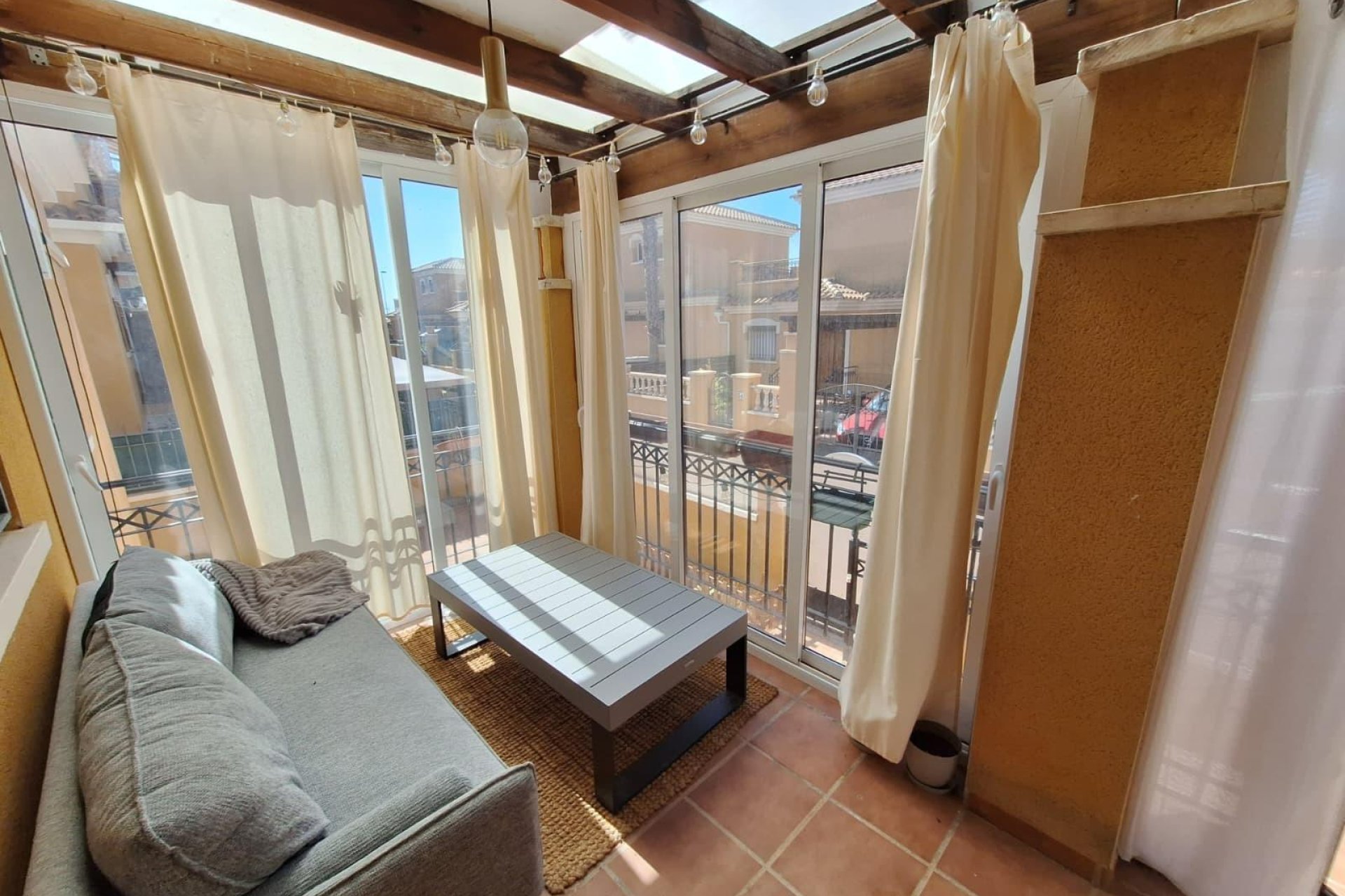 Resale - Dúplex -
Torrevieja - Aguas Nuevas