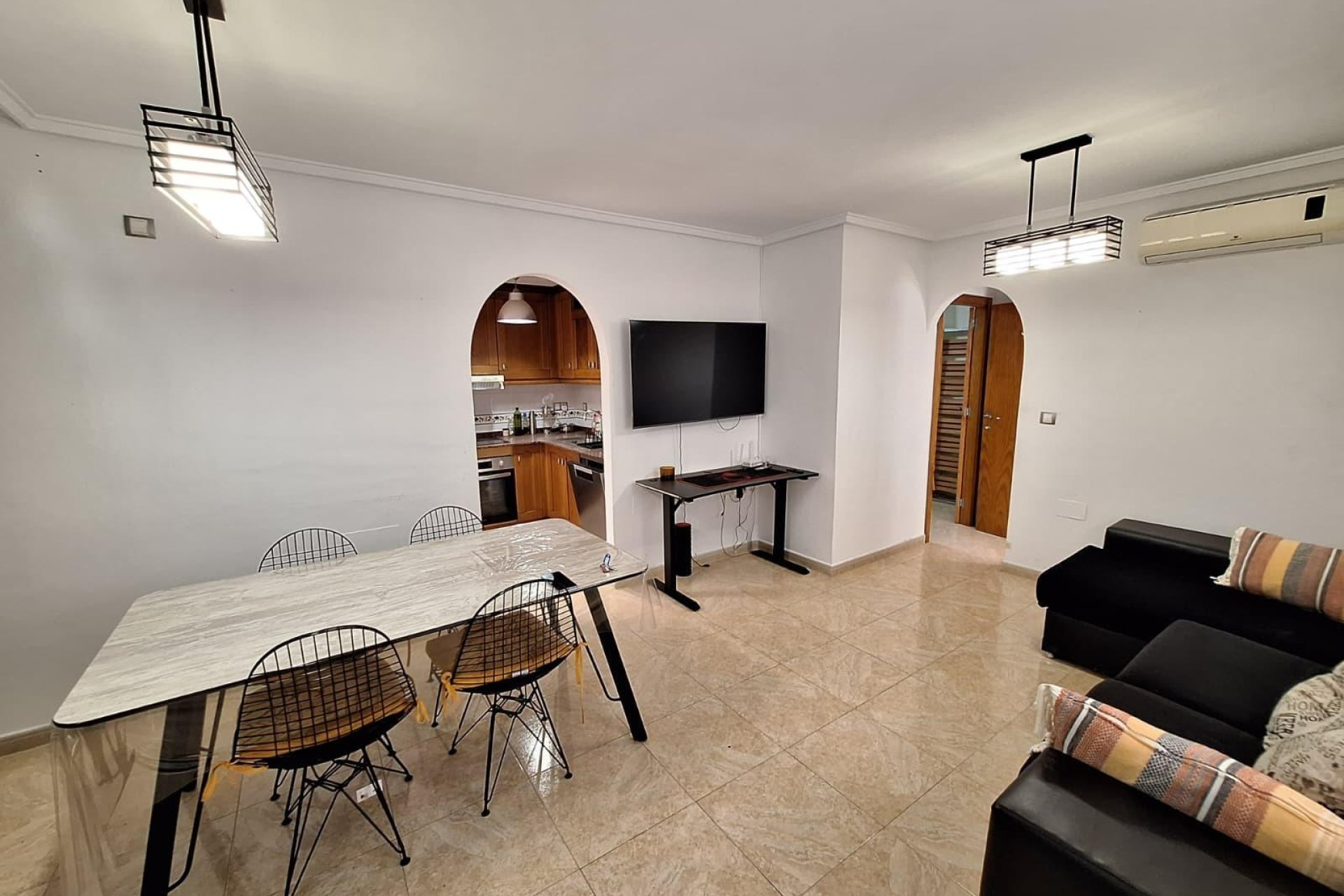 Resale - Dúplex -
Torrevieja - Aguas Nuevas