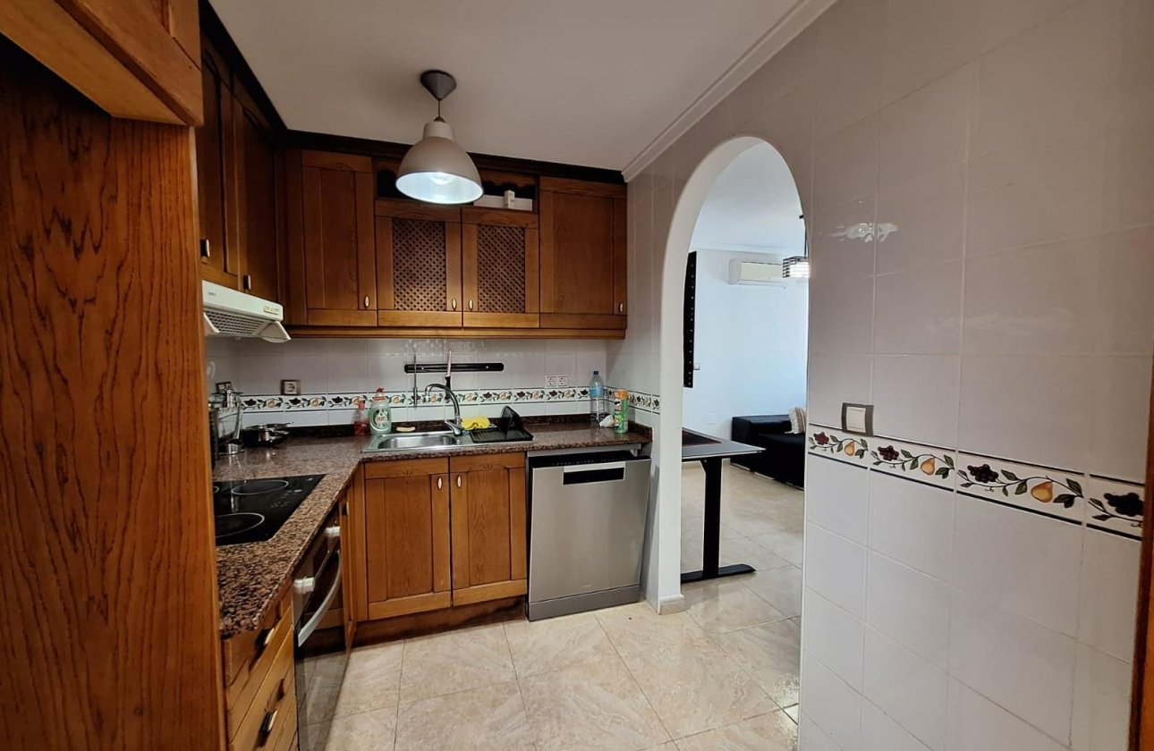Resale - Dúplex -
Torrevieja - Aguas Nuevas