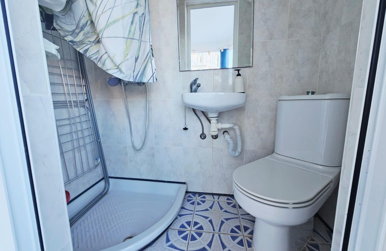 Resale - Dúplex -
Torrevieja - Cabo Cervera