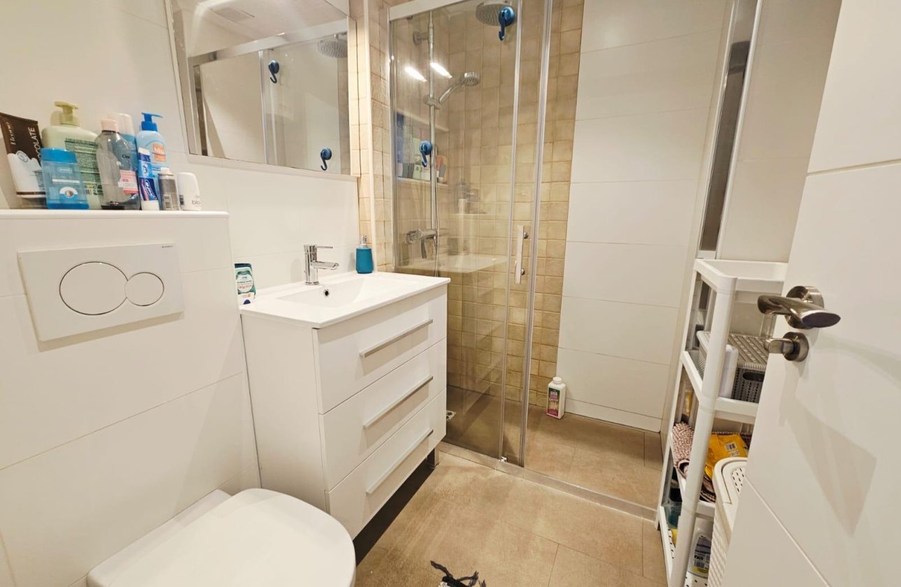 Resale - Dúplex -
Torrevieja - Cabo Cervera