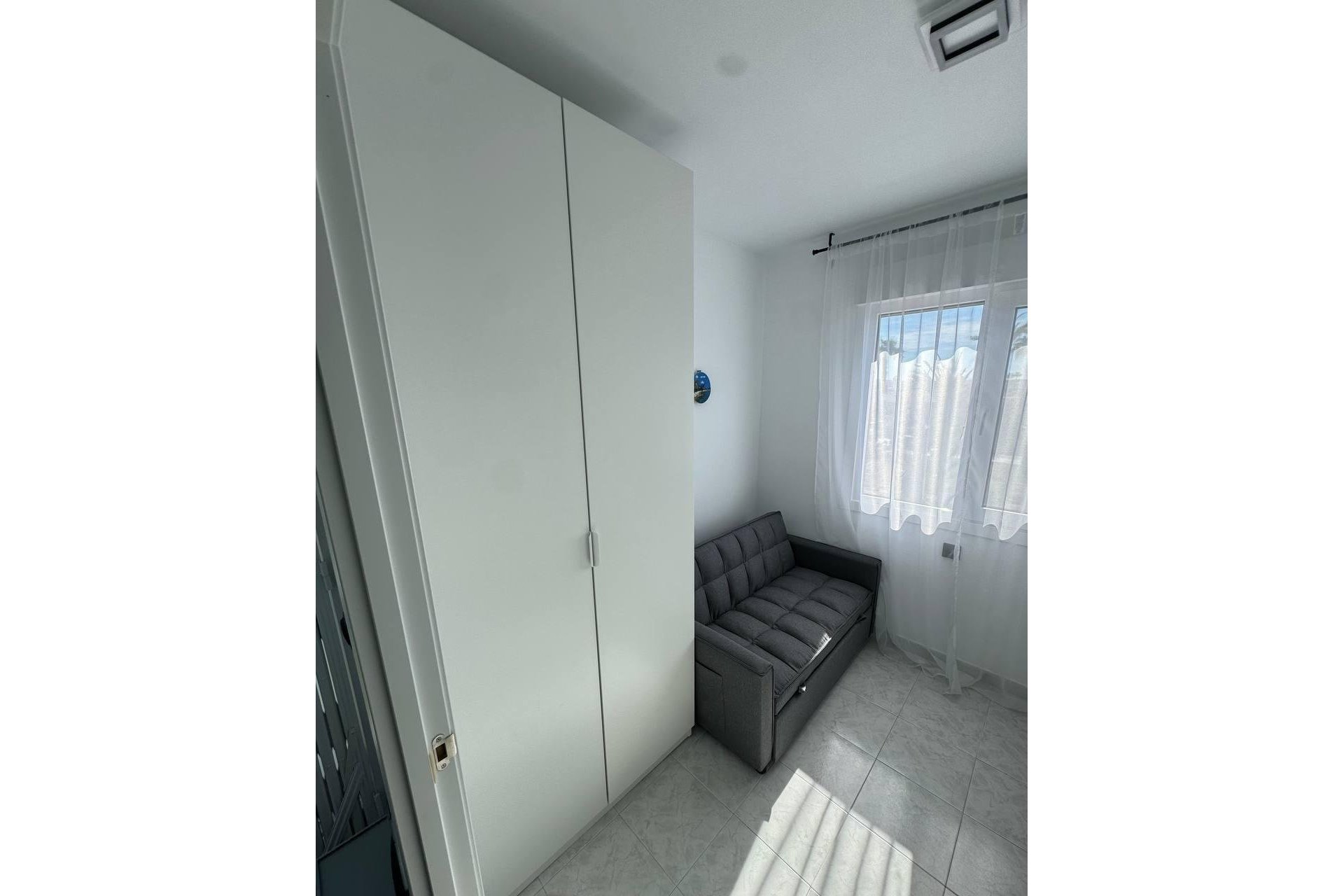 Resale - Dúplex -
Torrevieja - Carrefour