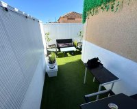 Resale - Dúplex -
Torrevieja - Carrefour