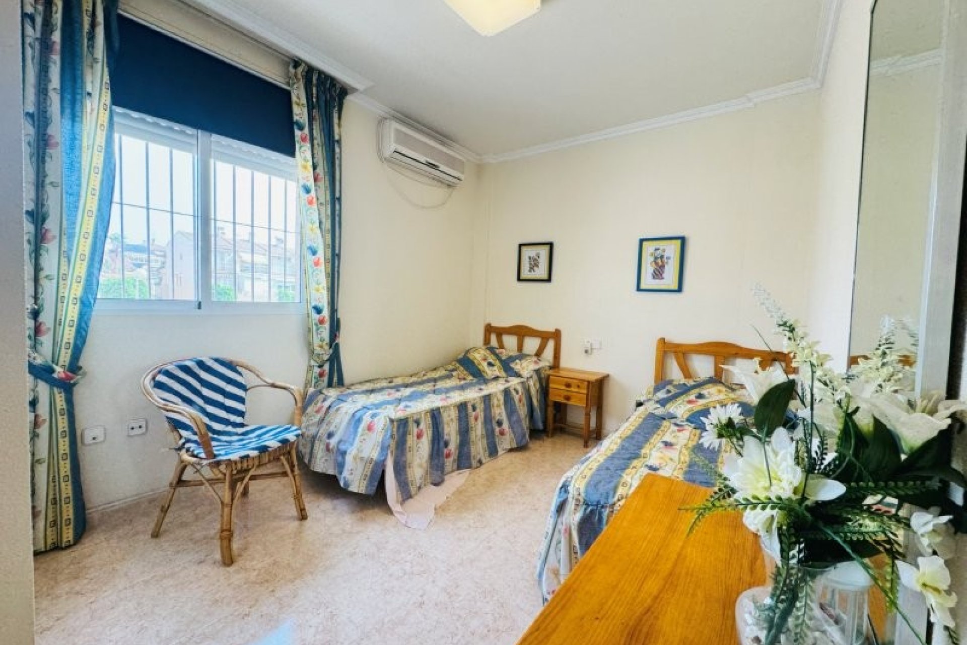 Resale - Dúplex -
Torrevieja - Costa Blanca