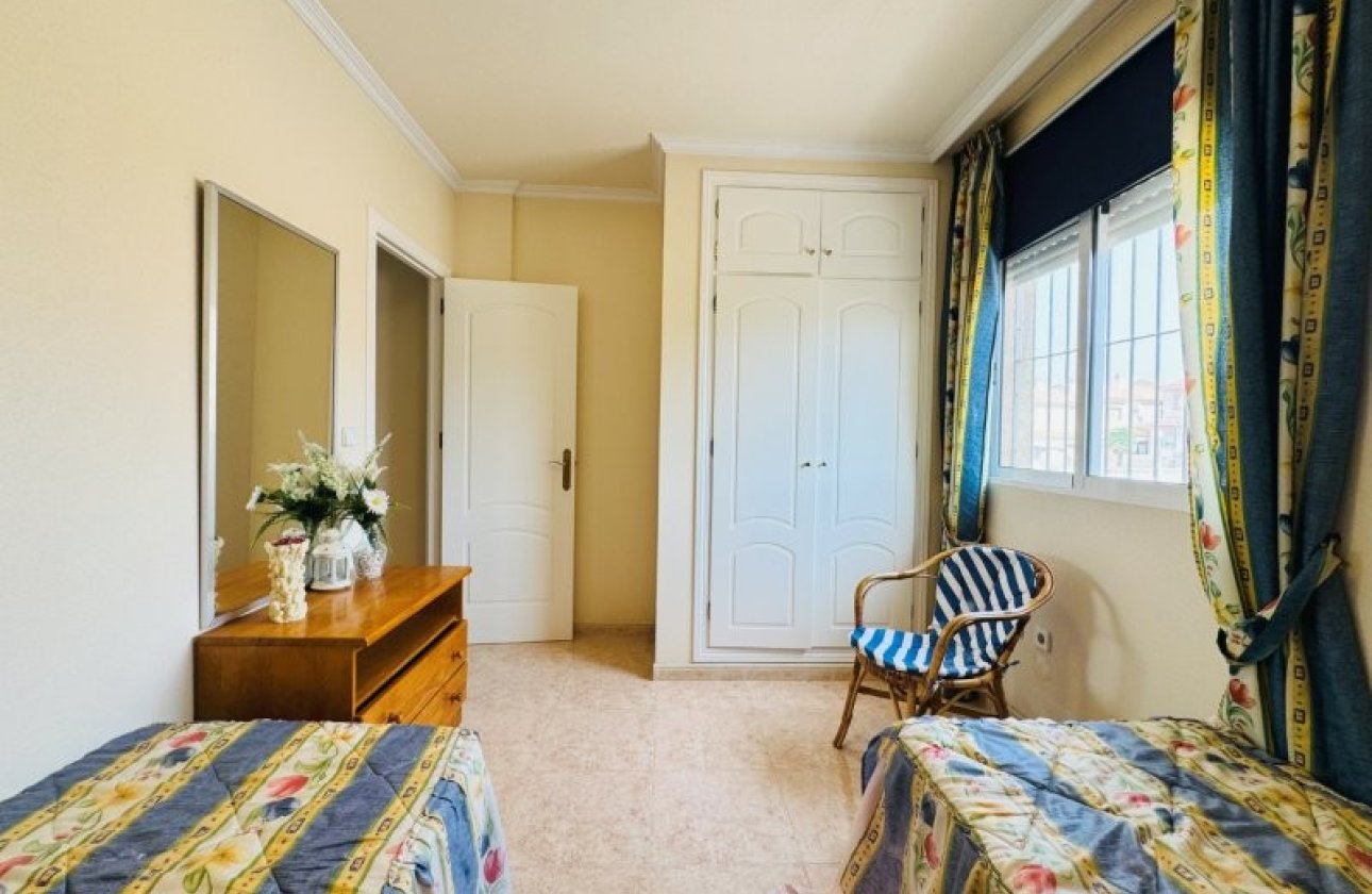 Resale - Dúplex -
Torrevieja - Costa Blanca