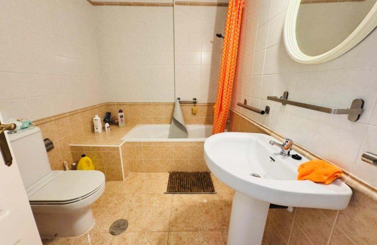 Resale - Dúplex -
Torrevieja - Costa Blanca