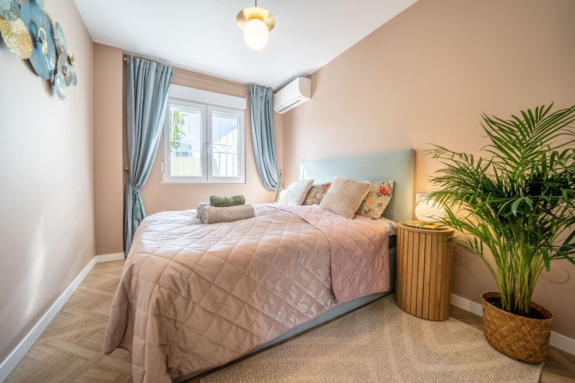 Resale - Dúplex -
Torrevieja - Costa Blanca