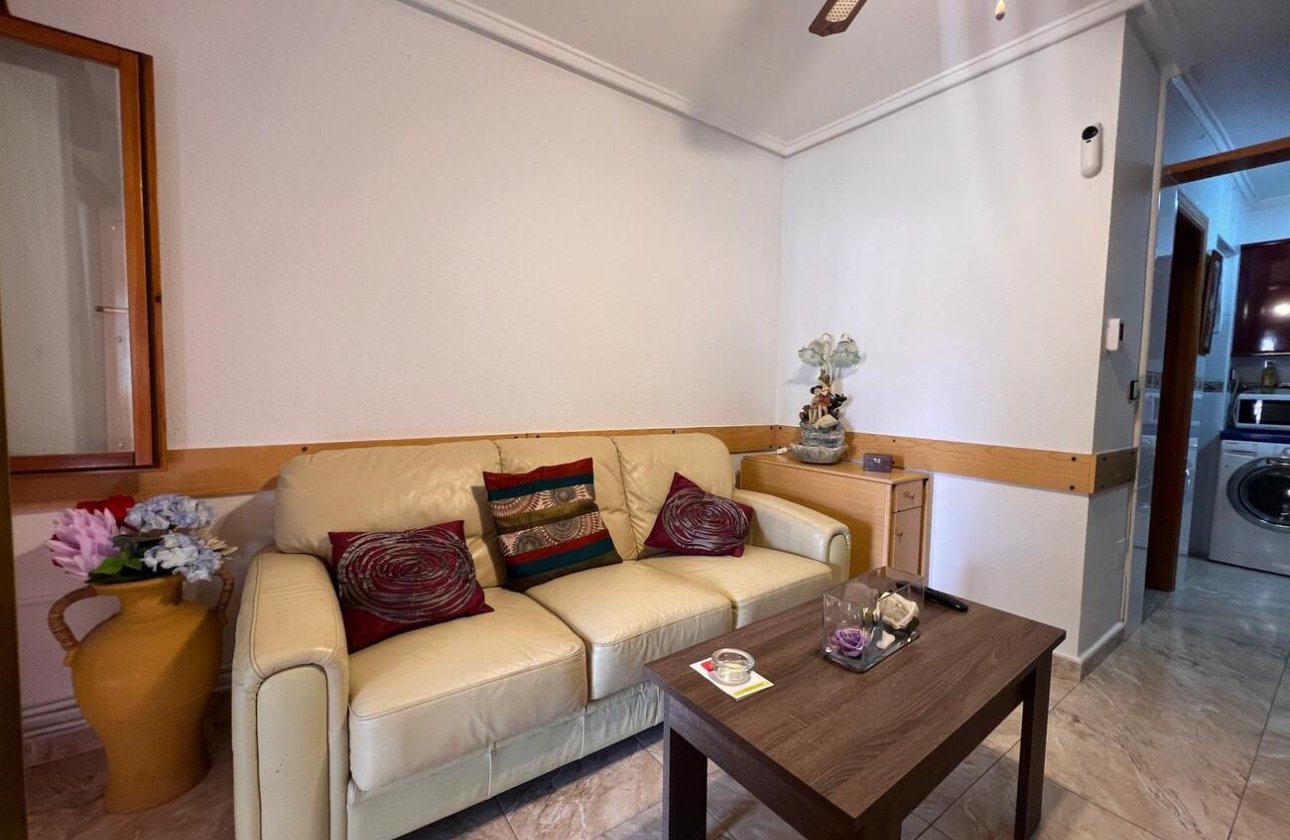 Resale - Dúplex -
Torrevieja - Costa Blanca