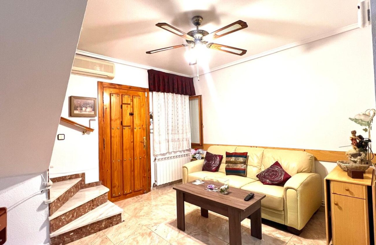 Resale - Dúplex -
Torrevieja - Costa Blanca