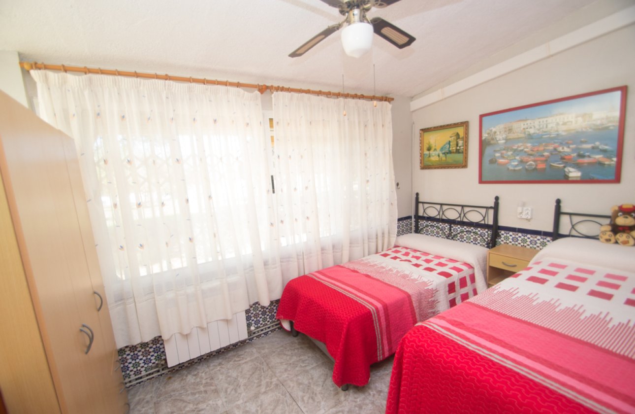 Resale - Dúplex -
Torrevieja - Costa Blanca