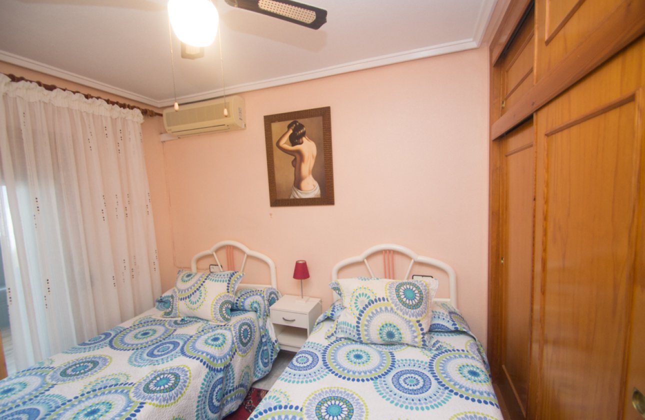 Resale - Dúplex -
Torrevieja - Costa Blanca