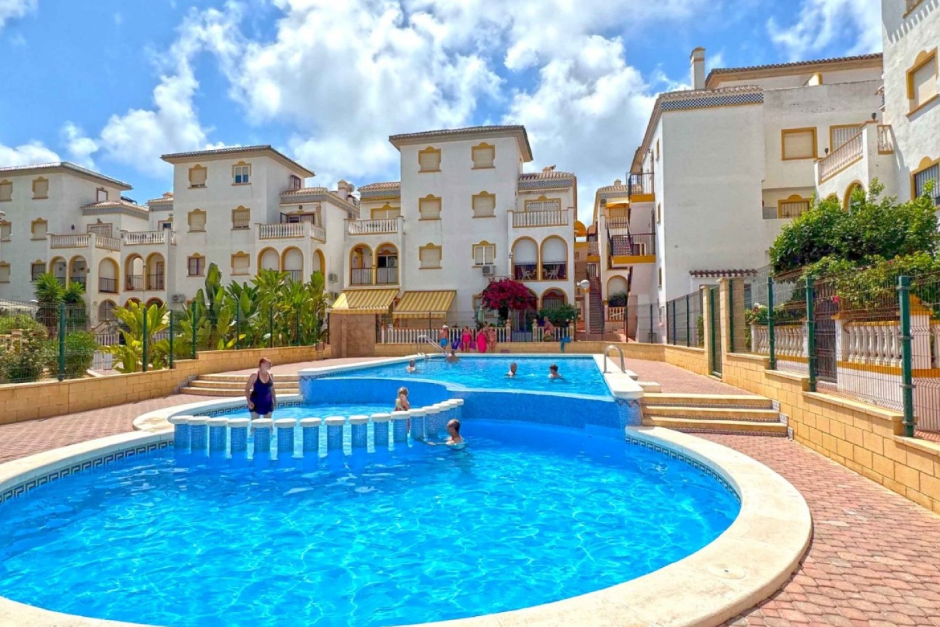 Resale - Dúplex -
Torrevieja - Costa Blanca