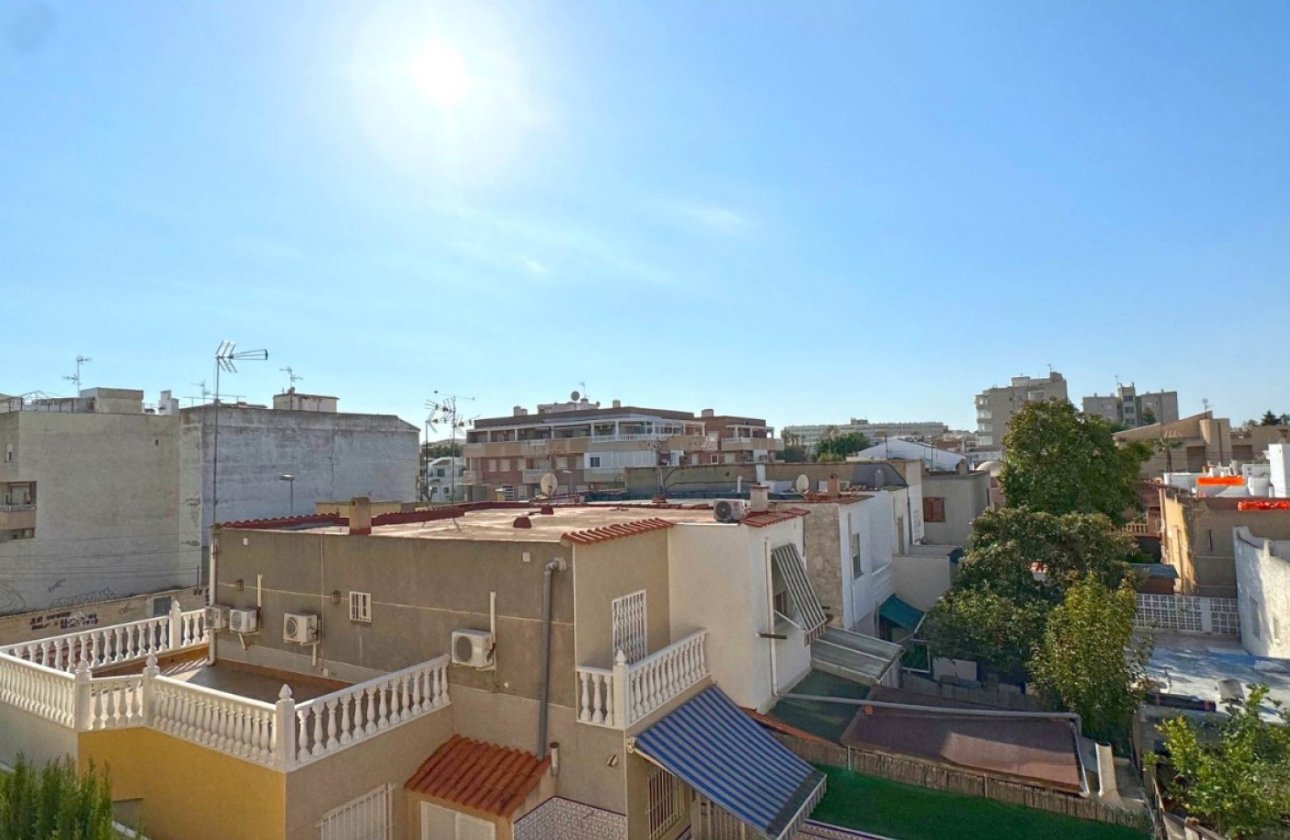 Resale - Dúplex -
Torrevieja - Costa Blanca