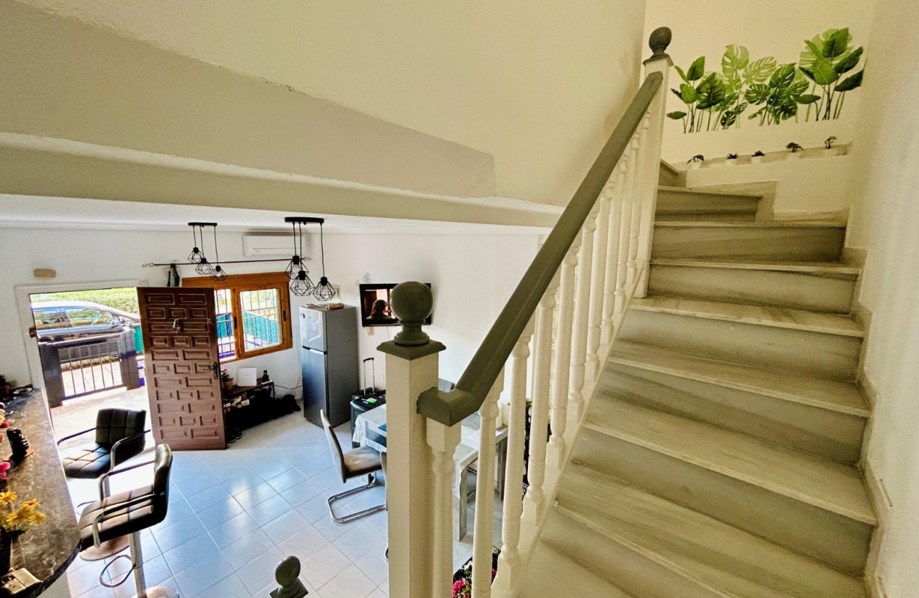 Resale - Dúplex -
Torrevieja - Costa Blanca