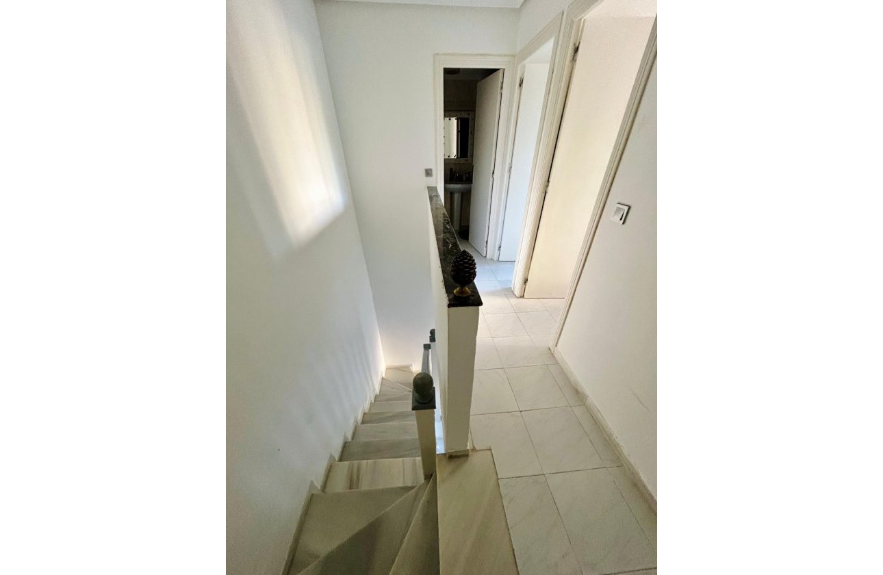 Resale - Dúplex -
Torrevieja - Costa Blanca