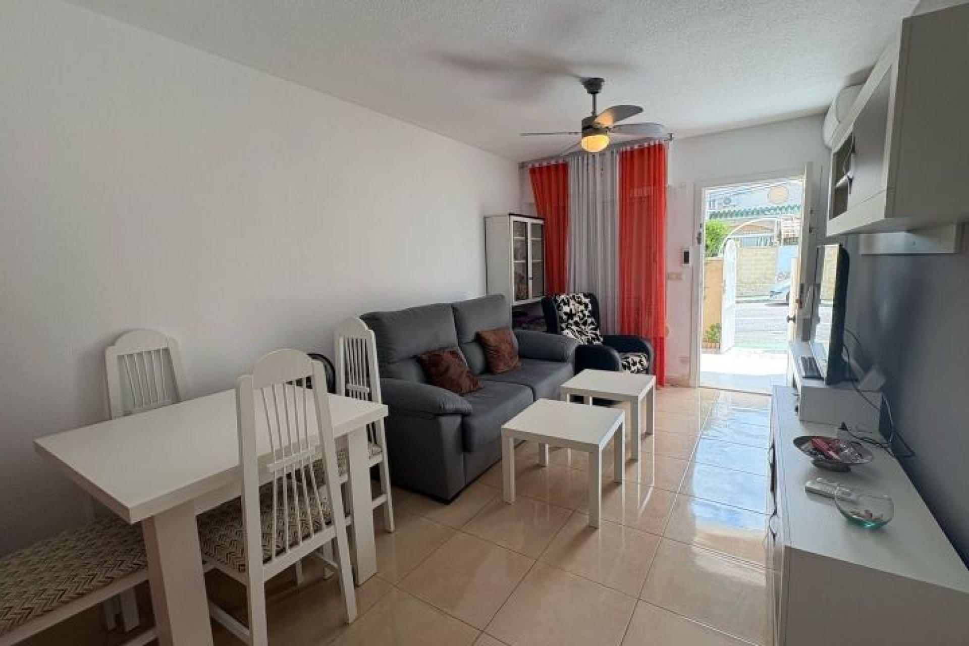 Resale - Dúplex -
Torrevieja - Costa Blanca