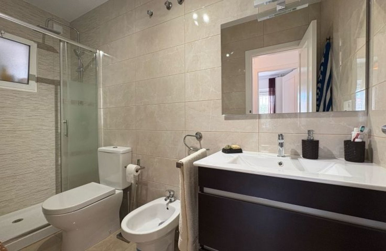 Resale - Dúplex -
Torrevieja - Costa Blanca