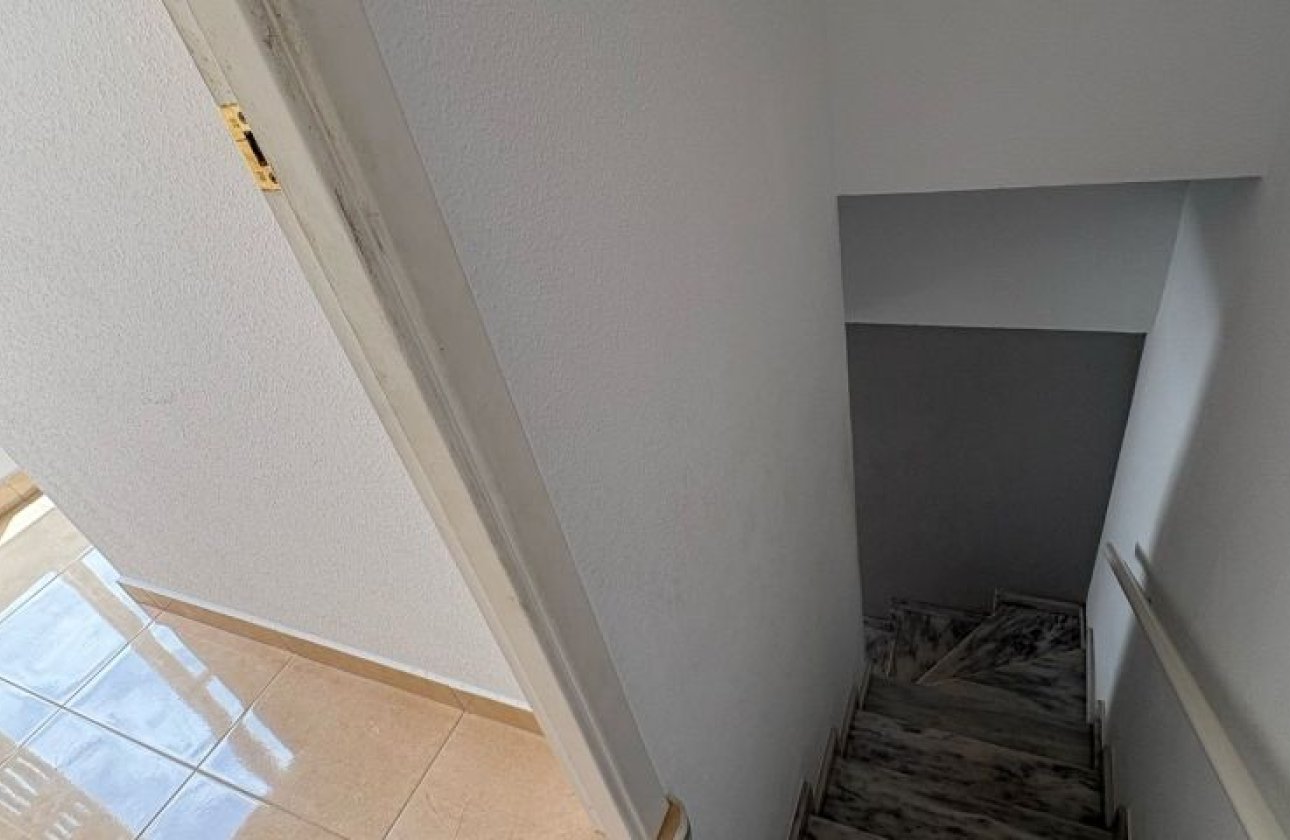 Resale - Dúplex -
Torrevieja - Costa Blanca