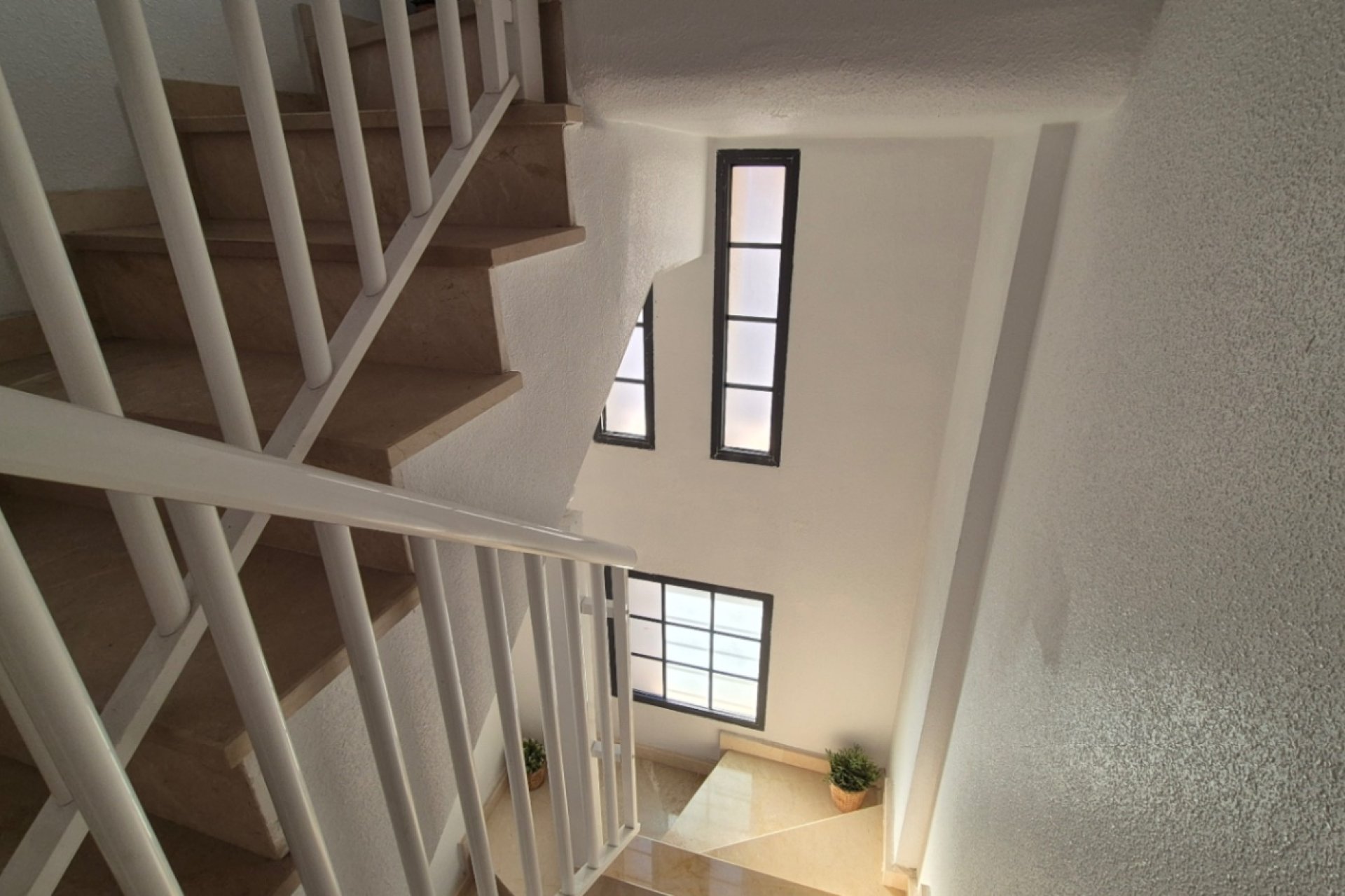 Resale - Dúplex -
Torrevieja - Costa Blanca