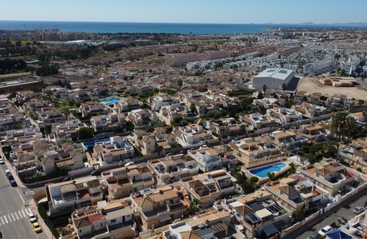 Resale - Dúplex -
Torrevieja - Costa Blanca
