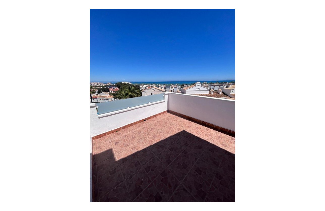 Resale - Dúplex -
Torrevieja - Costa Blanca
