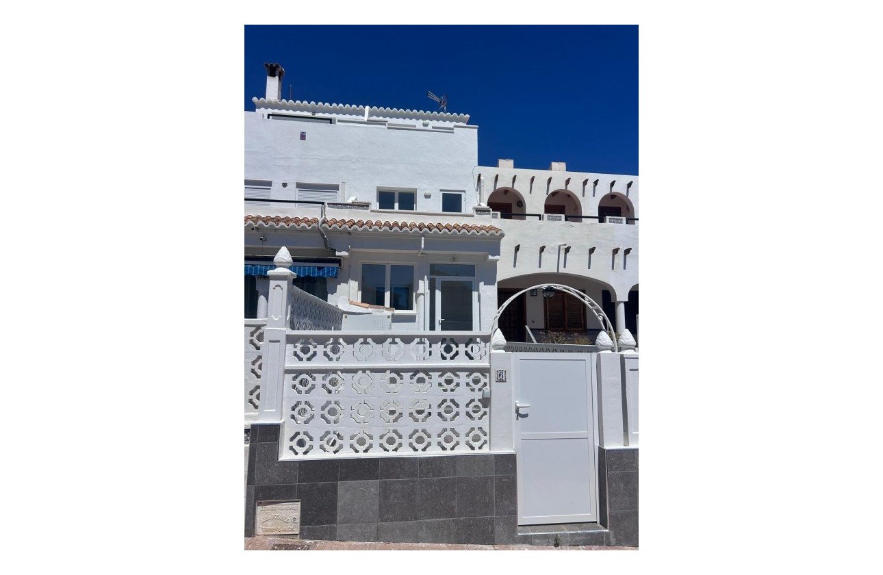 Resale - Dúplex -
Torrevieja - Costa Blanca