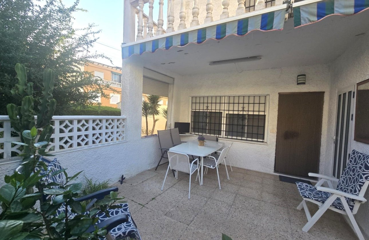 Resale - Dúplex -
Torrevieja - Habaneras