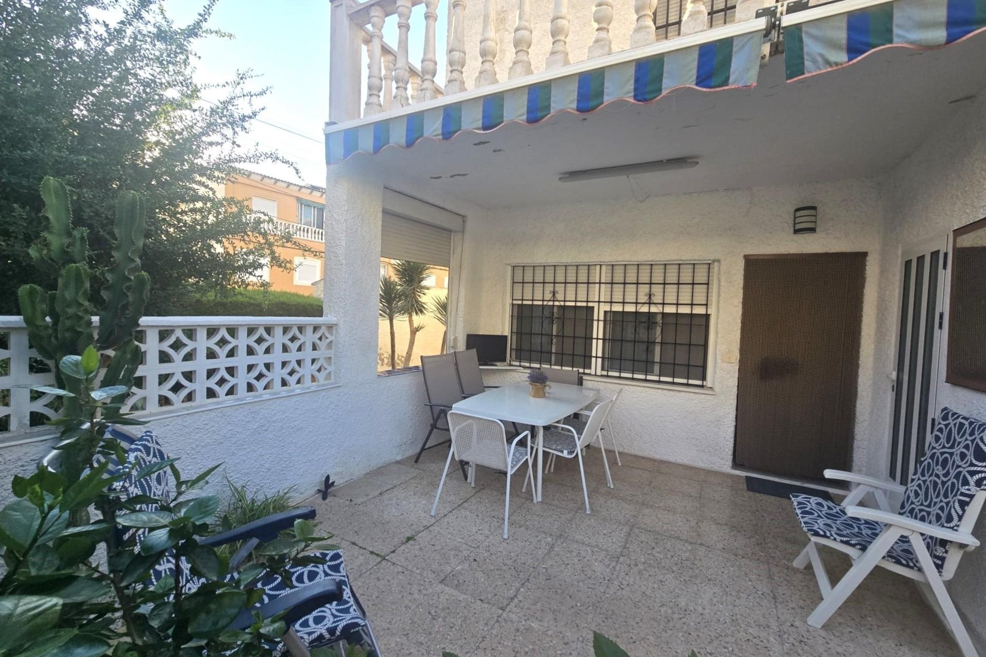 Resale - Dúplex -
Torrevieja - Habaneras