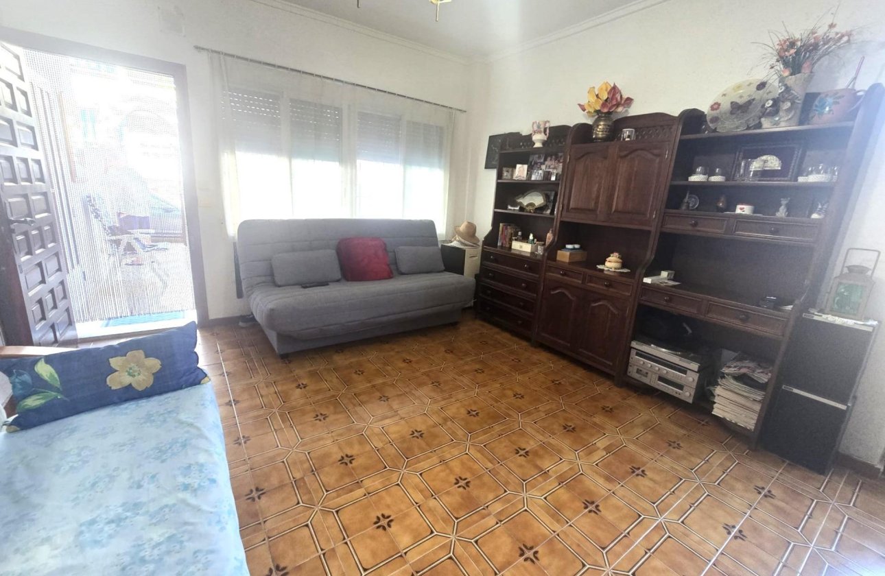 Resale - Dúplex -
Torrevieja - Habaneras
