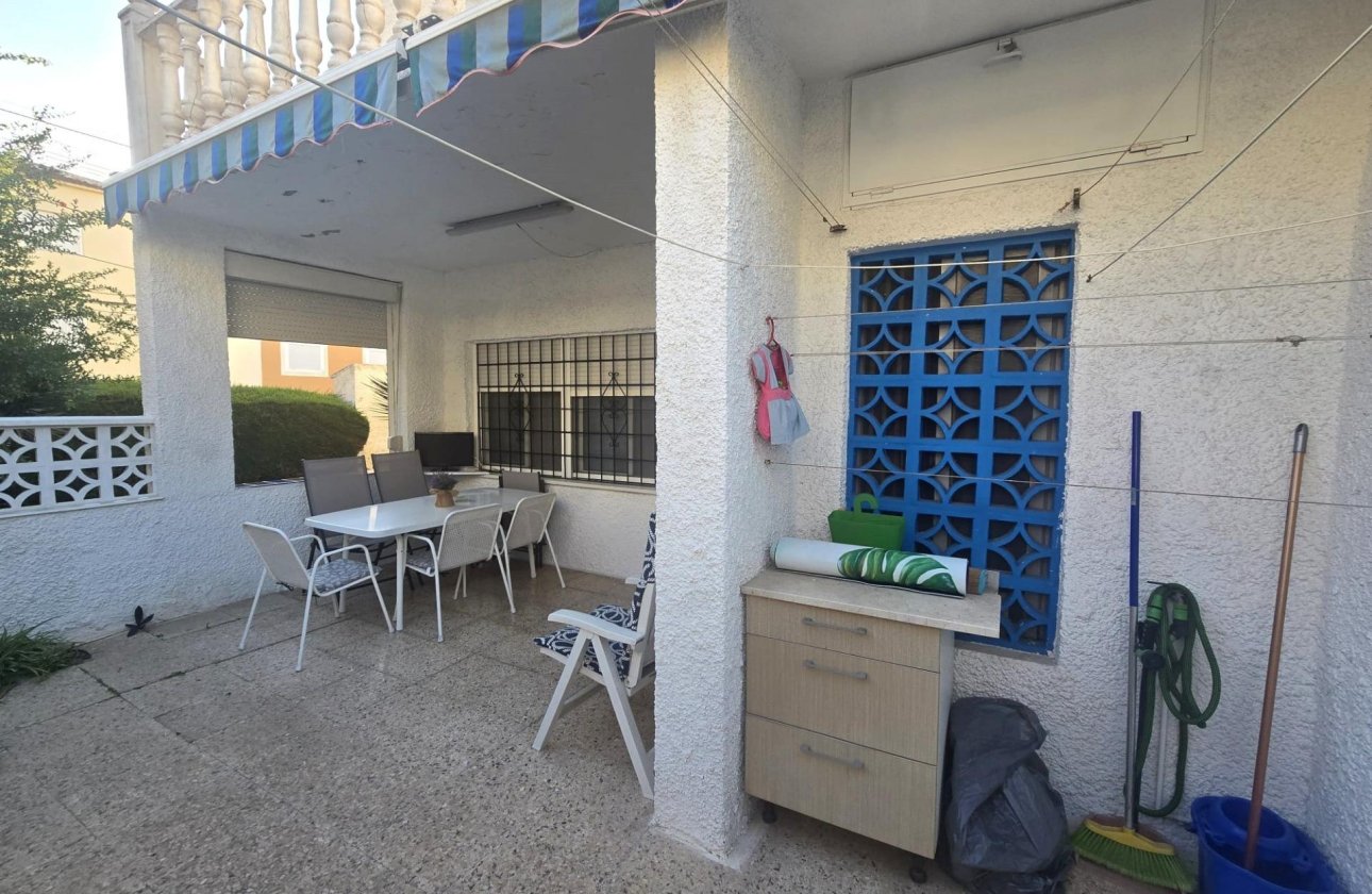 Resale - Dúplex -
Torrevieja - Habaneras