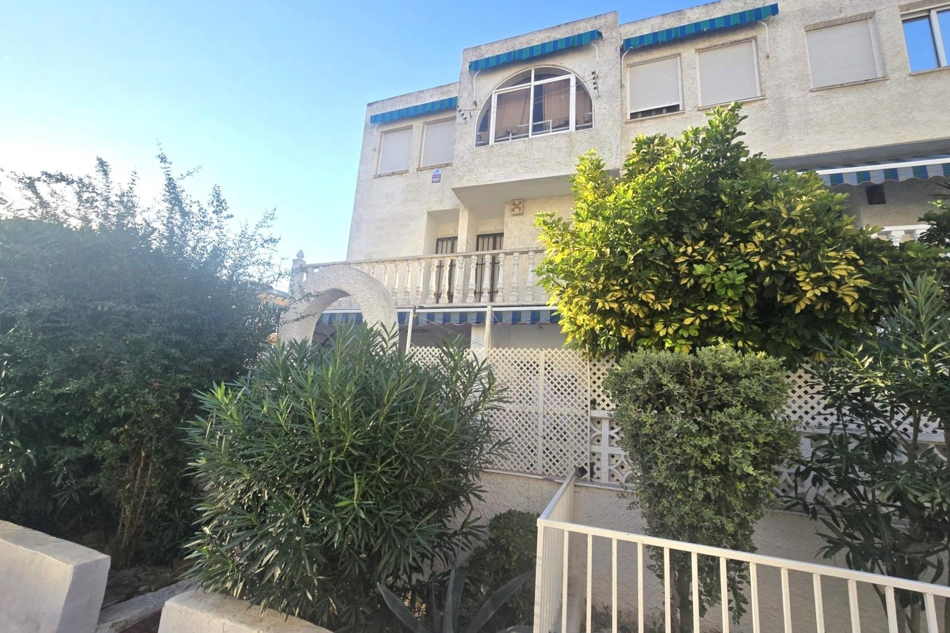 Resale - Dúplex -
Torrevieja - Habaneras