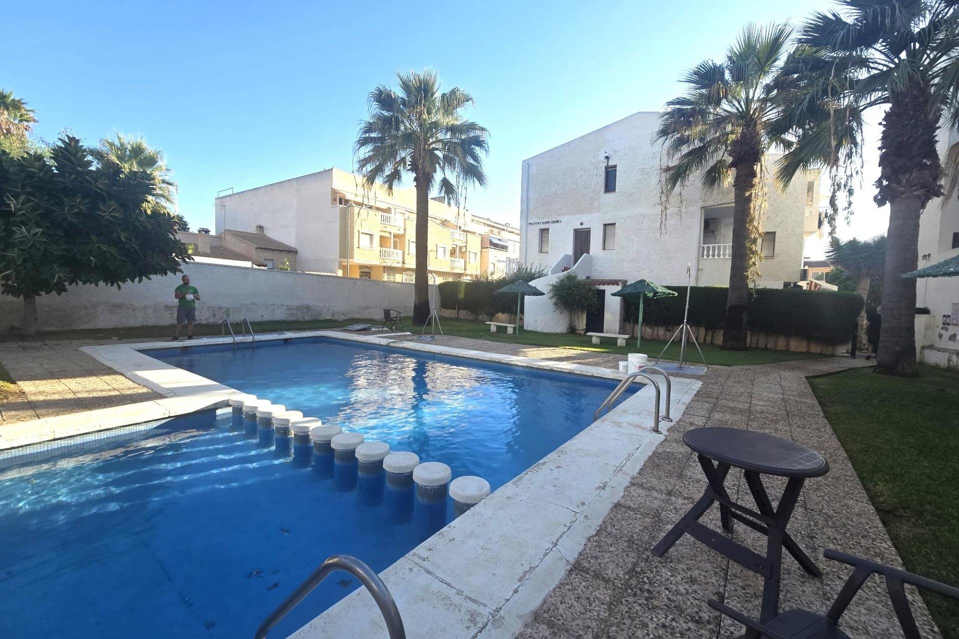 Resale - Dúplex -
Torrevieja - Habaneras