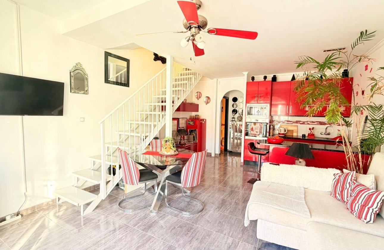 Resale - Dúplex -
Torrevieja - La Siesta - El Salado - Torreta
