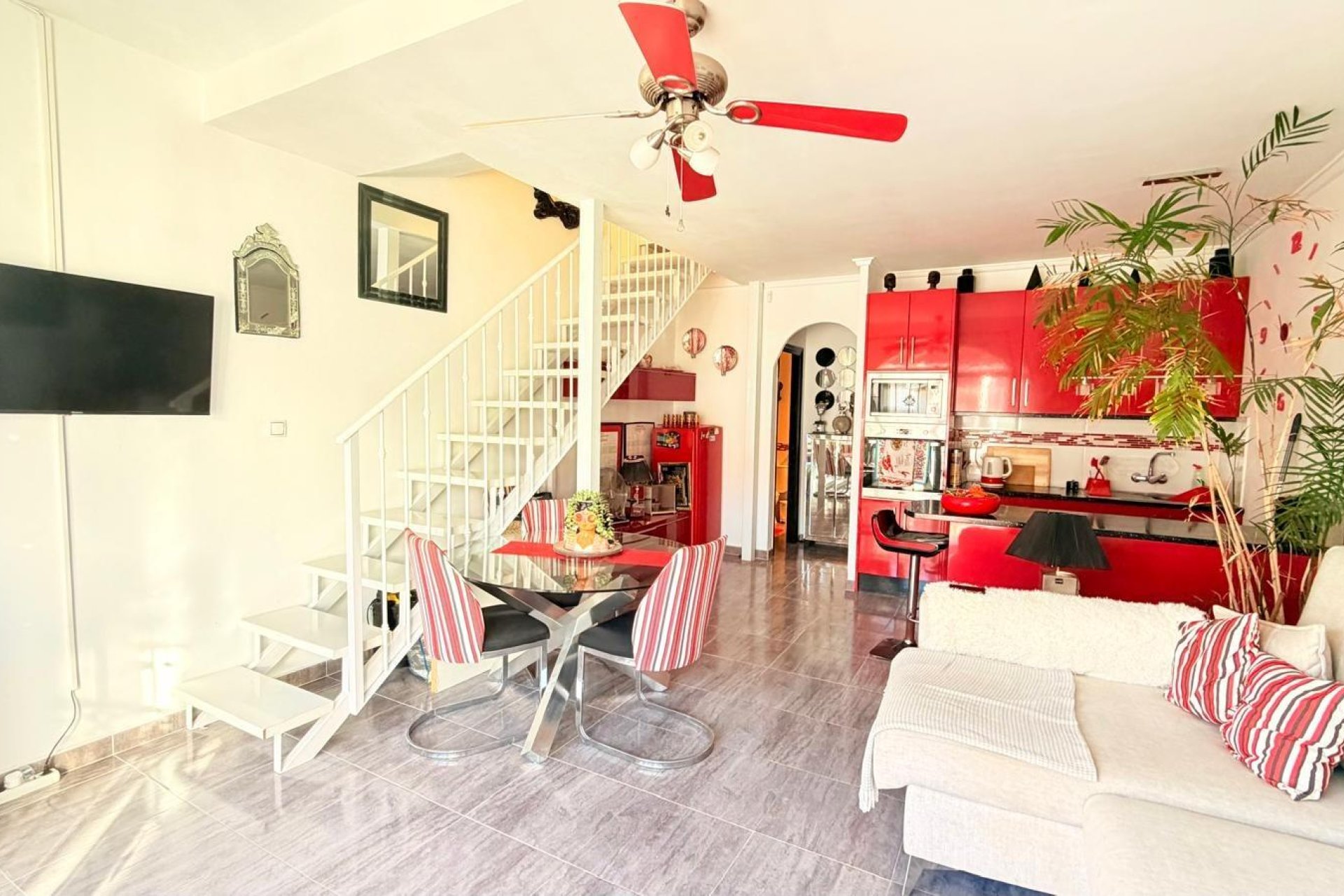 Resale - Dúplex -
Torrevieja - La Siesta - El Salado - Torreta