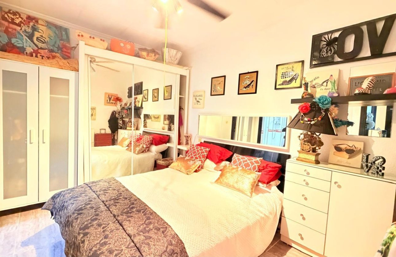 Resale - Dúplex -
Torrevieja - La Siesta - El Salado - Torreta