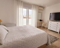 Resale - Dúplex -
Torrevieja - La Siesta