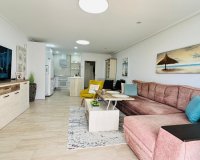 Resale - Dúplex -
Torrevieja - La Siesta