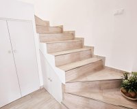 Resale - Dúplex -
Torrevieja - La Siesta